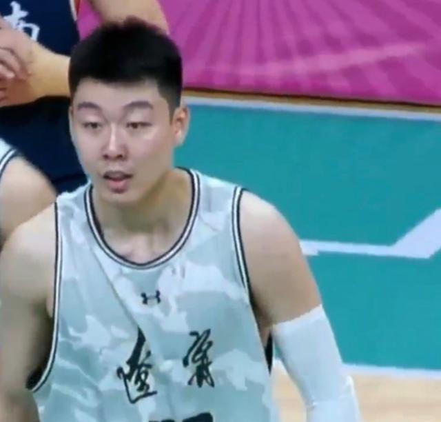 用后卫盘活, 的位置不是, 一层楼