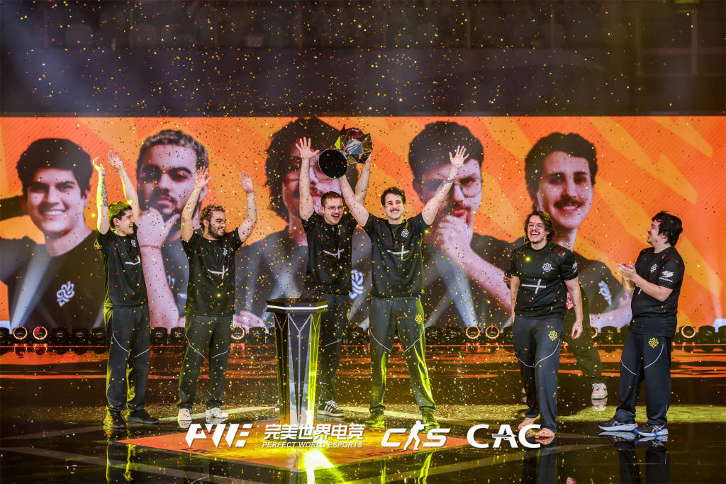 年CAC均, 同时推动了, 到商业联动